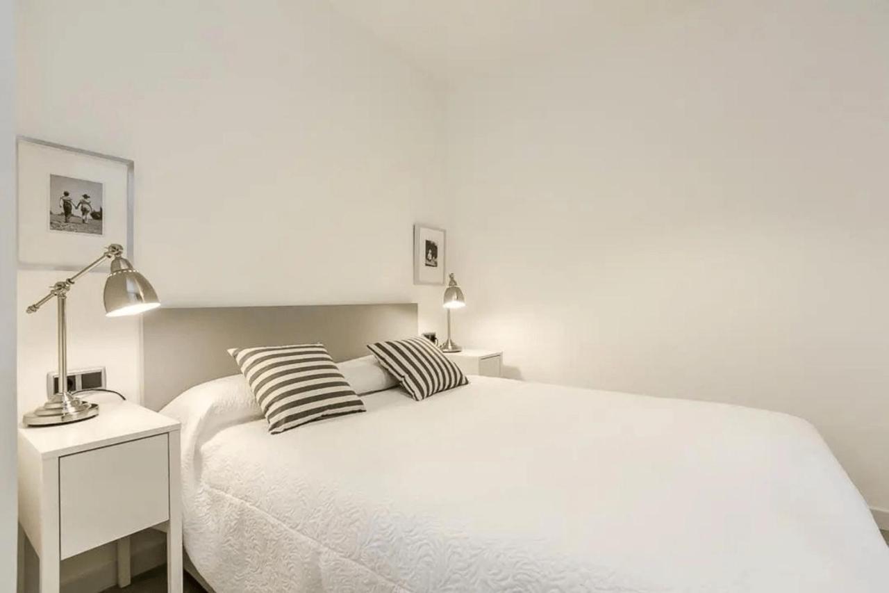 51Sam1021 - Modern Apartment Near Montjuic Barcelona Ngoại thất bức ảnh